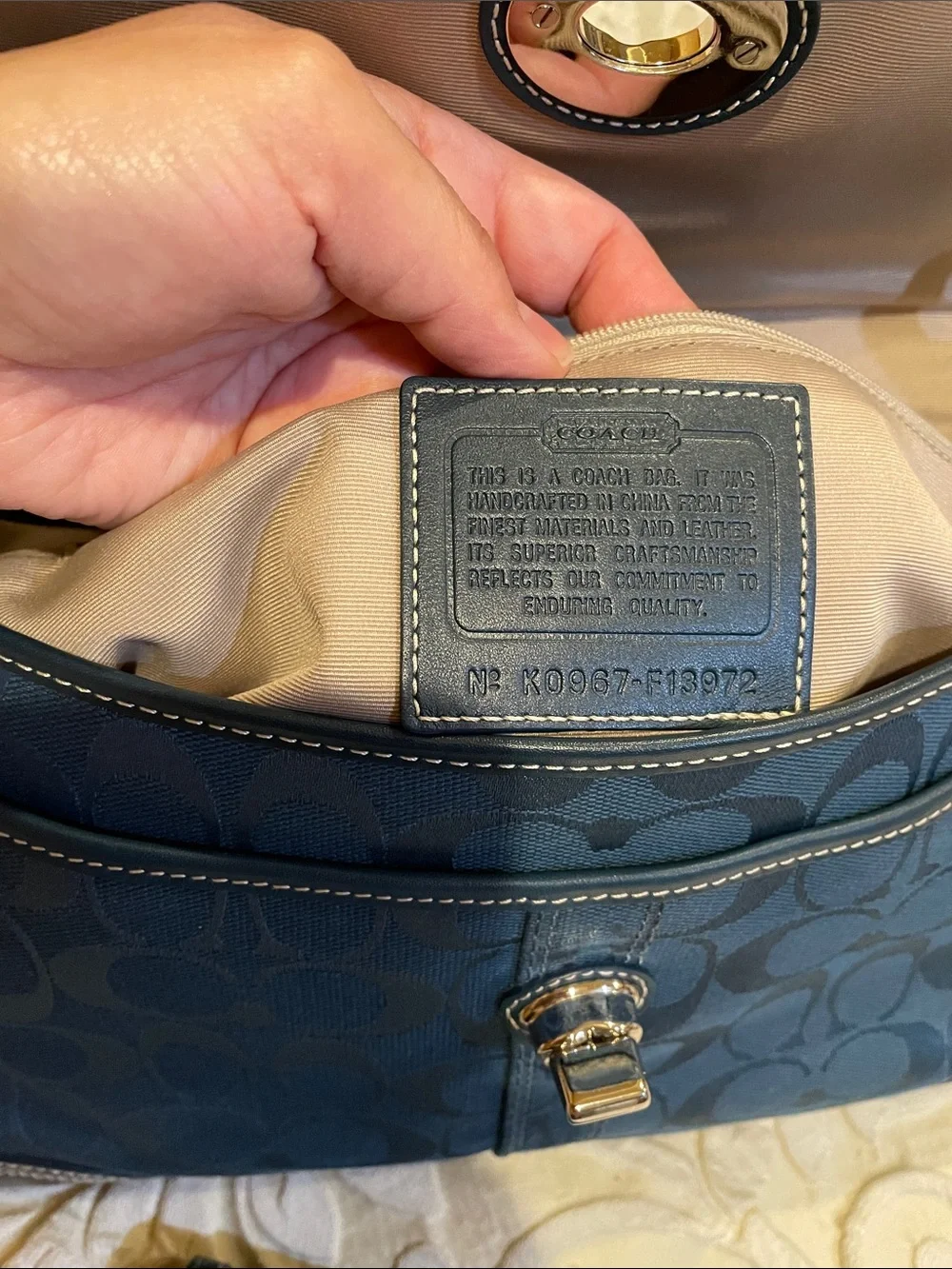 Coach Blue Signature Canvas Turnlock Shoulder Bag with Matching Wallet - Picture 3 of 11